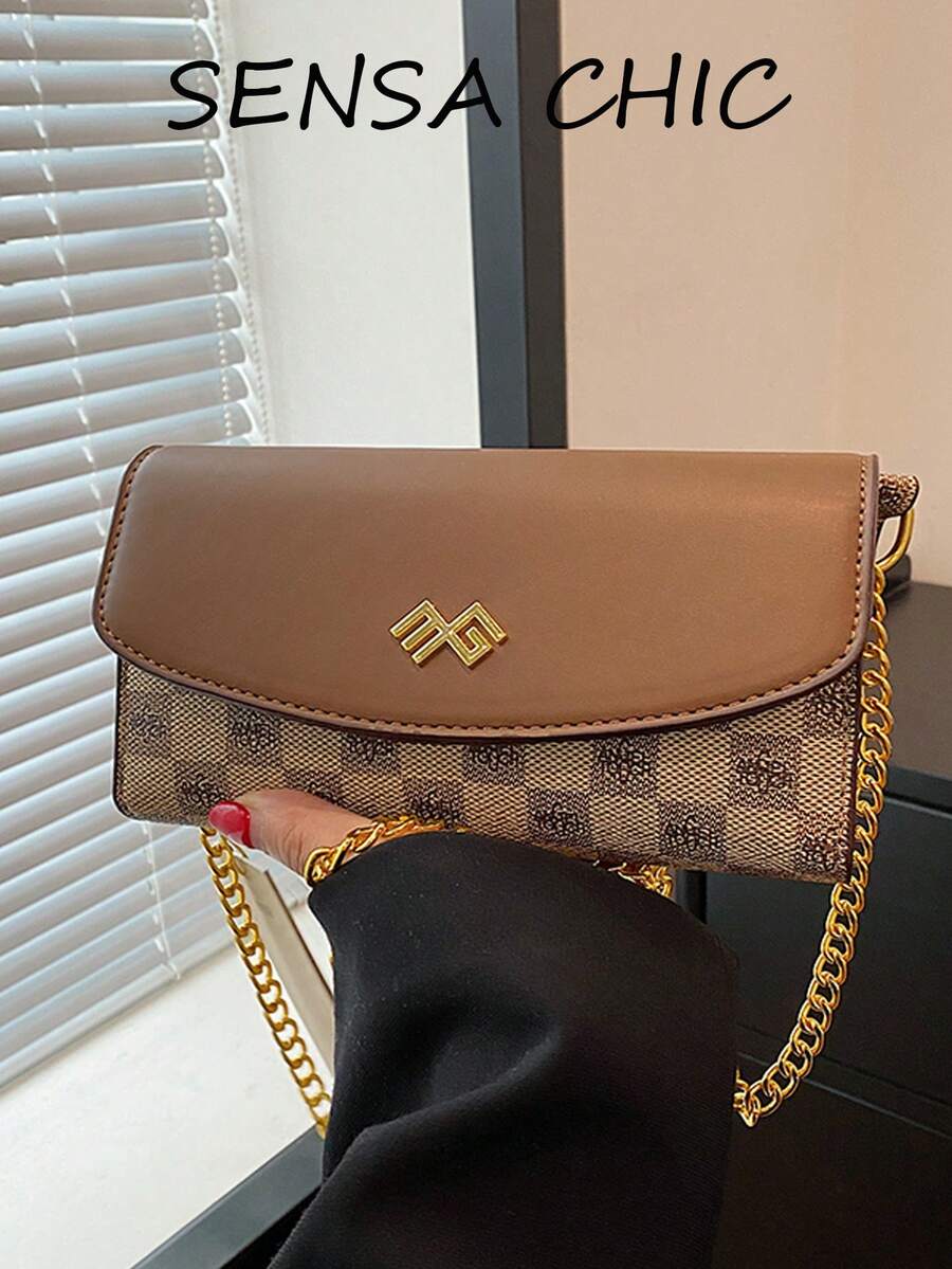 Classic Checkerboard Patchwork Contrast Color Shoulder Bag, Horizontal Compact Body Can Store Phone, Lipstick, Powder, Keys And Other Small Personal Items, Paired With Metal Chain Shoulder Strap, Flap Magnetic Closure, Suitable For Commuting, Work, Dating, Shopping And Daily Outings - Khaki - View 1