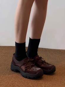 女款設計師機能風芭蕾運動鞋 2025新款厚底瑪麗珍鞋 - 棕色 - 查看 5