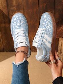 Women's Low-Top Athletic Shoes, Lace-Up, Flat Design - Blue - View 5