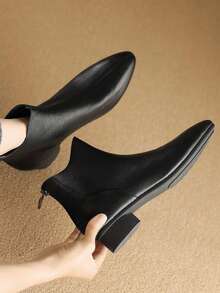 Women's British Style Pointed Toe Chunky Heel Ankle Boots, Minimalist Mid-Heel Slim Chelsea Boots, Suitable For Students - Black - View 3