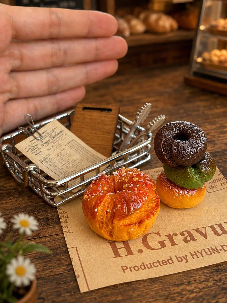 Miniature Bakery Donut Bread Basket Model Accessories Set, Mini Metal Storage Basket, Clips, Poster Paper Model Accessories, Model House And Dollhouse Kitchen Baking Scene Decoration - one-size - View 1
