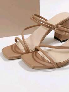 GAN AI Elegantes tacones altos. Tacón de 7 cm.  sandalias informales de tacón grueso. Diseño moderno de punta cuadrada y abierta, ideales para ocasiones formales como fiestas, San Valentín y cenas. - Albaricoque - Ver 5