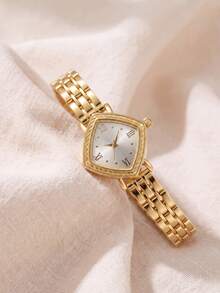 1pc/Set Rhombus Roman Numeral Women's Quartz Watch, Gold Minimalist Steel Band Wristwatch, French Luxury Elegant Niche Fashion Women's Watch, Versatile Elegant Gift Watch For Daily Commute, Party, Fashion, Suitable For Holidays, Birthday Gifts And More - White - View 3