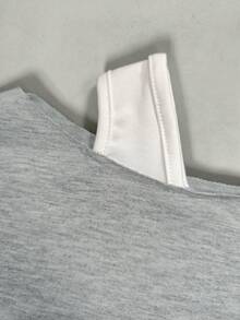 Sudadera corta casual de primavera para mujer con estampado de mariposa bordado, de un solo color y manga larga con hombros oblicuos - Gris Claro - Ver 4