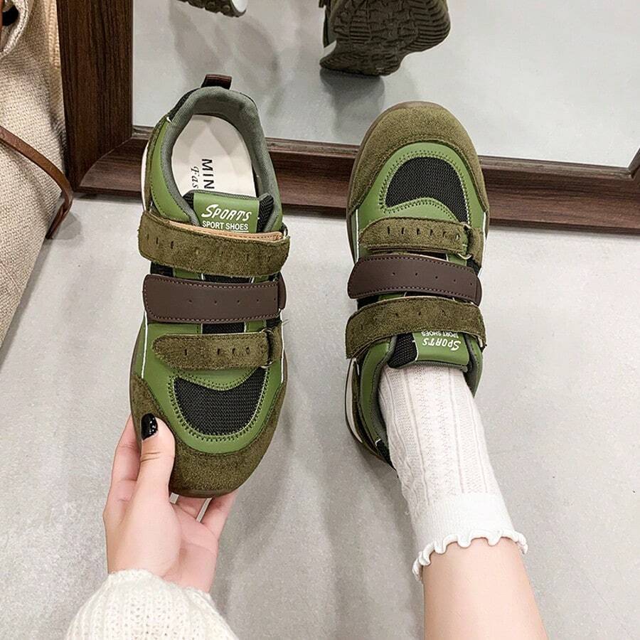 Women's Retro Color‑Block Hook And Loop Strap Sneakers, Casual Training Shoes For Daily Hangouts, Campus Looks And Weekend Strolls - Green - View 1