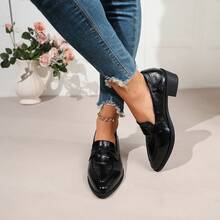British Style Loafers Women 2026 New Spring French Flat Shoes Pointed Toe Pumps Spring Autumn - Black - View 4
