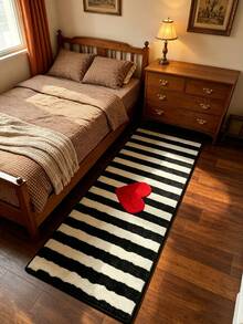1PC Classic Striped Red Heart Square Bath Mat, Sweet & Cool Style Bathroom Rug, Suitable For Living Room, Bedroom, Entryway, Kitchen, Study, Bathroom Decor, Soft Home Decor Item, Bathroom Mat - A - View 4