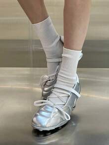 粉色狗狗運動芭蕾風繫帶瑪麗珍鞋 女款夏季魔鬼氈小貓跟尖頭鞋 復古百搭圓頭鞋 - 銀色 - 查看 5