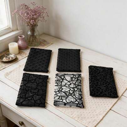 1pc Minimalist Mesh Makeup Bag, Fashionable Multi-Pattern Toiletry Bag, Women's Portable Lipstick Storage Bag