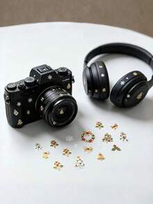 1/2pcs Mini Leaf & Flower Wreath Printed Decorative Stickers + Tweezers Set, Multiple Options Green & Gold Color Small Tree Bow Snowflake Pattern Waterproof Self-Adhesive Decor, Universal For Glass Cups Laptop White Speakers, Portable Items Luxury Atmosphere Beautifying Stickers - Christmas Fairy Tale Stickers - View 3