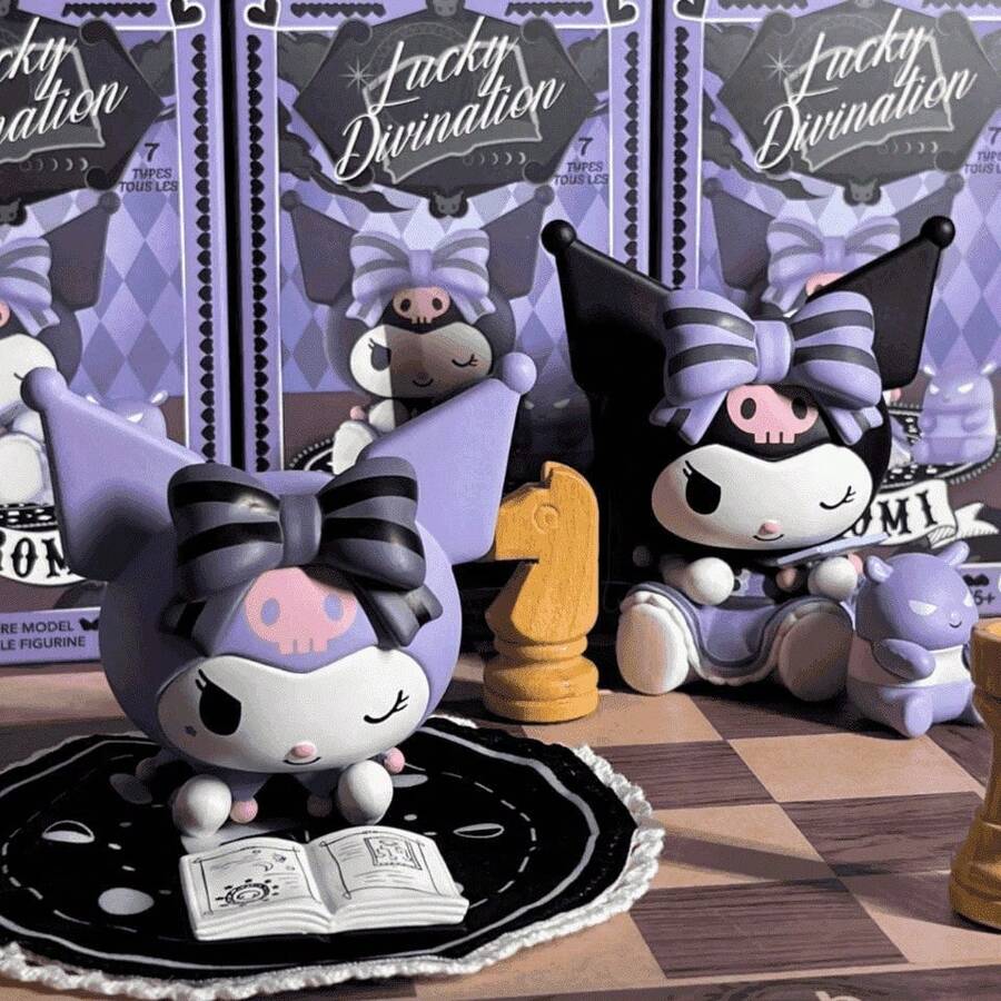 Sanrio Kuromi 系列禮盒,手工辦公室娃娃,桌面裝飾,送給女孩子的禮物,適合節日、聖誕神秘禮盒 - 彩色 - 查看 1