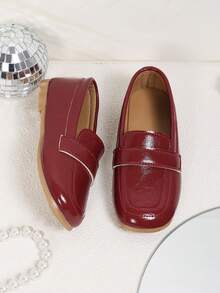 1 Pair Red Girls' Slip-On Shoes, Non-Slip Flat Bottom, Fashionable Minimalist Glossy Solid Color Elegant Campus Shoes, PU Round Toe Design, Suitable For Campus All-Season Daily Wear And Campus Performances - Red - View 6