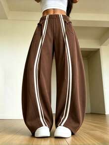 Women's Vintage Side Stripe Curved Leg Sweatpants, High Waist Drawstring Loose Banana Wide Leg Pants, Casual Sports Long Pants, Women's Long Pants, Side Silver Stripe Wide Leg Flattering Slimming Casual Sports Long Pants, Vintage Casual Loose Sports Long Pants, Perfect For Daily Shopping, Short Trips, Campus Commuting - Coffee Brown - View 3