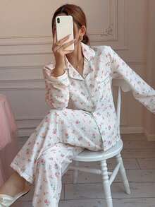 Dreamivo 2pcs/Set Women's Comfortable Ditsy Floral Lapel Long Sleeve Top And Bowknot Long Pants Pajama Set - White - View 6