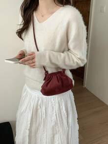 A Compact, Exquisite, Versatile And Stylish Lightweight Lady's Crossbody Bag, A New Style For The Autumn And Winter Seasons. - Red - View 6