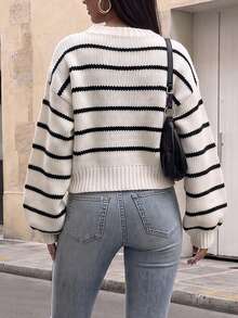 Sweater Pendek Bergaris, Pullover Rajut Bergaris dengan Bahu Longgar, Pakaian Musim Gugur Wanita - Hitam dan Putih - View 9