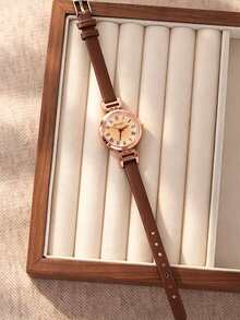 1PC Vintage Rose Gold Roman Numeral Quartz Women's Watch, Brown Leather Strap Commuter Style, Perfect Gift For Women - Brown - View 5