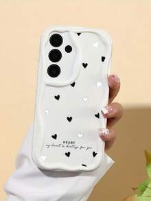 1pc Creative Black & White Small Heart Pattern Asymmetric Shaped Phone Case, Cream TPU Soft Silicone Material, Anti-Drop & Scratch-Resistant, Wavy Asymmetric Shape Screen Edge Protection, Compatible With Samsung A14/A15/A16/A17/A04/A05/A06/A07/A54/A55/A56/A57/A34/A35/A36/A37/S26/S26Plus/S26Ultra, Suitable For Transsion SMART7/8/9/10/Honor 600/600 Pro/Honor 400/400Pro/200/200Pro/X7C/X8C/X9C/ 10C/13C - White - View 2
