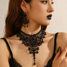 Vintage Red Rhinestone Black Lace Choker Necklace, Gothic Court Style Teardrop Pendant, Halloween Party Collarbone Necklace - Black 2 - View 8