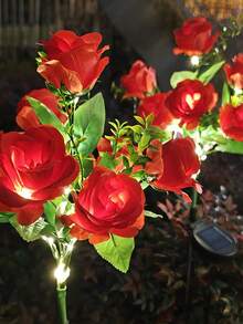1pc 5-Head Solar Rose Lights, Outdoor Garden Decoration, Ground Stake Lawn Lights, LED Artificial Flower Lights, Solar Decorative Lights, Suitable For Yard, Patio, Landscape, Pathway, Lawn, Sidewalk (Pink, White, Blue, Yellow, Red, Purple) Holiday Party Decoration Lights - X7-5-head Rose - View 6