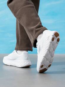 Skechers 男士輕量休閒鞋 GO WALK MAX CUSHIONING FLEX 運動鞋 舒適透氣 緩震走路鞋 217113-WHT - 白色 - 查看 5