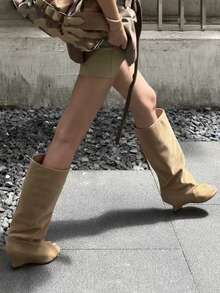 2025 New Kitten Heel Ruched Tall Stacked Boots Pointed Toe Over-The-Knee High Shaft Boots Vintage Wide Barrel Rider Boots - Khaki - View 3