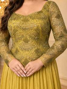 UNITHORSE[Random Cut]Sweetheart Neckline Long Sleeve Sequin Patchwork Faux Silk Evening Dress - Yellow - View 3