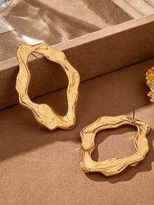 1 par de pendientes de botón asimétricos con diseño geométrico hueco exagerado para mujer, estilo europeo y americano - Amarillo Oro - Ver 2