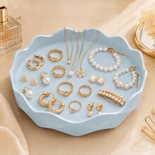 3pcs Stackable Wavy Jewelry Trays, Multi-Layer Cosmetic Organizer, Cute Wavy Edge Vanity Tray, Suitable For Rings, Earrings, Necklaces, Bracelets, Desktop Makeup Table Storage Tray, Bedroom Dressing Table Decor - Blue + White + Orange - View 7