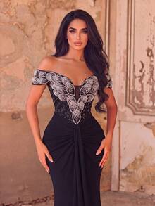 Elegant Cold Shoulder Sequin Mermaid Gown With Applique Decor And Lace-Up Back Detail, Suitable For Parties And Formal Occasions - Black - View 7