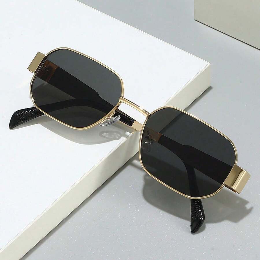 1 Pair Unisex New Minimalist Square Fashion Glasses, Vintage Street Style Eyewear - Gold - View 1