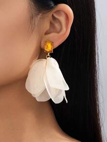 1 Pair Gentle Fairy Style Summer Vacation Atmosphere Beige Mesh Flower Pendant Earrings For Women - Apricot - View 1