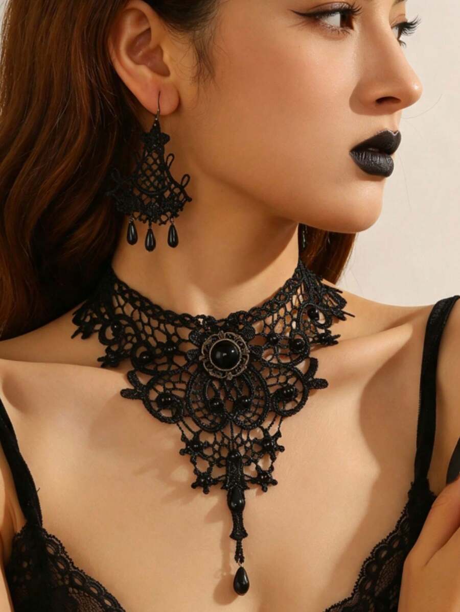 Vintage Red Rhinestone Black Lace Choker Necklace, Gothic Court Style Teardrop Pendant, Halloween Party Collarbone Necklace - Black 2 - View 1