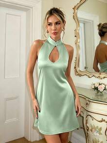 Gaun Mini Tanpa Lengan Model A-Line Elegan dengan Kerah Halter dan Detail Potongan Punggung Terbuka untuk Wanita - Hijau - View 9