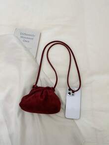 A Compact, Exquisite, Versatile And Stylish Lightweight Lady's Crossbody Bag, A New Style For The Autumn And Winter Seasons. - Red - View 8