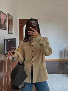 女款麂皮卡其色長袖立領蛇紋鈕扣開襟外套，喇叭下擺，秋冬穿搭必備 - 卡其色 - 查看 11