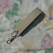 Customized Letter PU Leather Keychain, Personalized Wrist Strap Keychain, Wedding Party Favor, Car Keychain, Neutral Leather Keychain - Multicolor - View 14