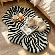 1pc Zebra Stripe Hexagon Cloud Shaped Plush Rug, Faux Rabbit Fur Indoor Decorative Carpet, Cloud Shape, Hand-Cut With 1-5cm Error, Bedroom Decor, Small Rug, Carpet, Home Decor, Living Room Rug, Living Room Small Rug, Bedroom Rug, Living Room Home Decor, Outdoor Rug, Washable Rug, Fluffy Rug, Furry Rug, Autumn/Winter Rug, Thick/Plush - Multicolor - View 4