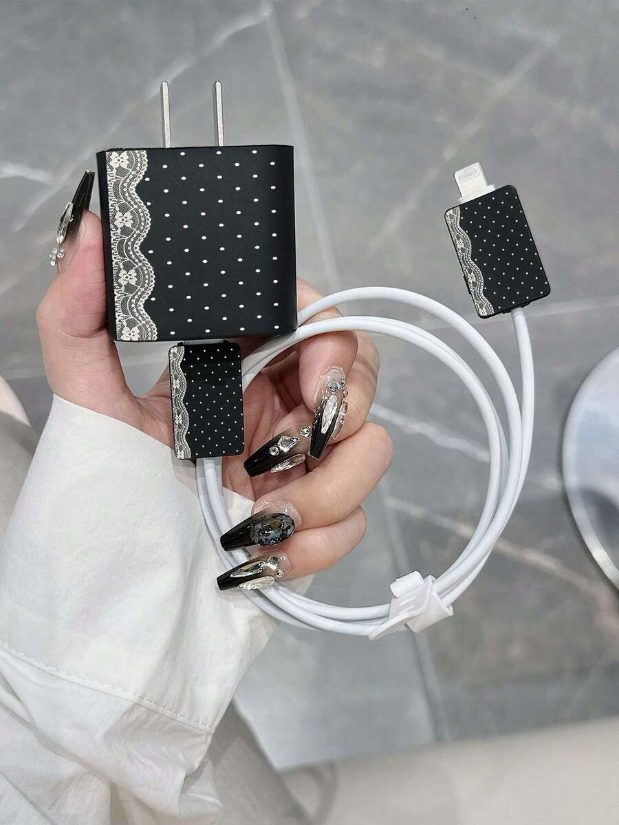 1 Set Lace Polka Dot Pattern Charging Protective Case - Suitable For IPhone 16 Pro/17 Pro 20W Charger And Charging Cable (Charger Not Included) - Multicolor - View 1