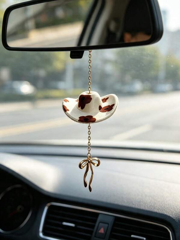 1 pieza Colgante de sombrero de vaquero para coche, adorno de lazo lindo, accesorio colgante para el espejo retrovisor, decoración de coche única para mujeres