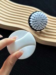 Finger-Clip Nail Cleaning Brush, Nail Dust Cleaning Brush, Portable Nail Dust Removal Cleaning Tool - Multicolor - View 4