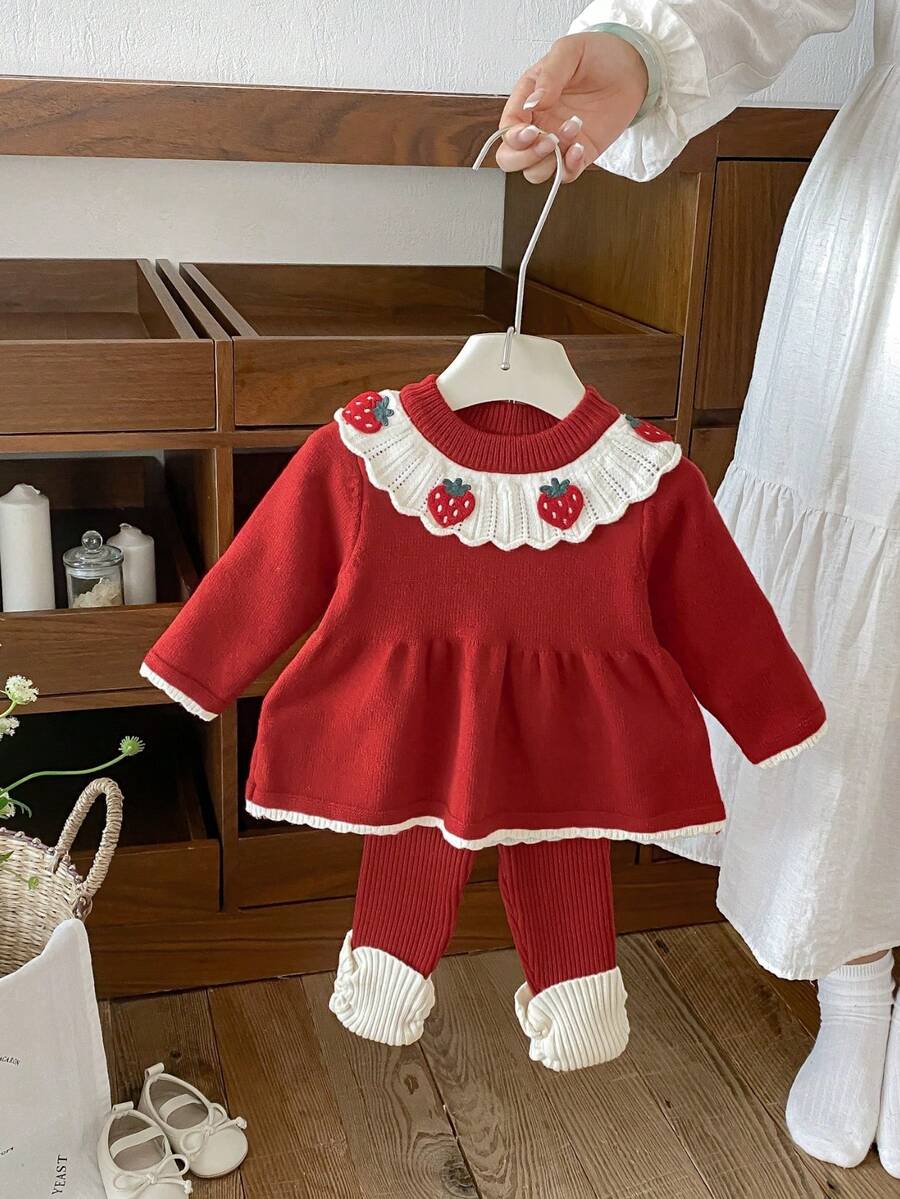 Girls' Spring/Autumn New Red Knitted 2 Pieces Set With Strawberry Embroidery And Ruffle Trim, Casual Outdoor Outfit - Red - View 1
