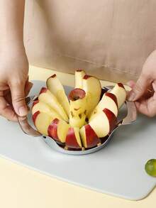 1 Buah Alat Pemotong Apel Paduan Seng Warna Perak, Pemotong Buah 8 Iris/12 Iris (Opsional), Cocok untuk Apel Besar, Buah-buahan, Pir, Kentang, dan Bawang Bombay, Alat Dapur Rumah Tangga untuk Memotong dan Mengiris dengan Cepat - MultiWarna - View 3