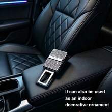 TRTY 1 pieza Adaptador protector de cinturón de para coche, accesorio de decoración para coche con textura de metal en relieve VIP, patrón en relieve exquisito universal para interior de coche, disponible en plata y metal oscuro - Adaptador de correa VIP - Ver 9
