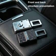 TRTY 1 pieza Adaptador protector de cinturón de para coche, accesorio de decoración para coche con textura de metal en relieve VIP, patrón en relieve exquisito universal para interior de coche, disponible en plata y metal oscuro - Adaptador de correa VIP - Ver 12