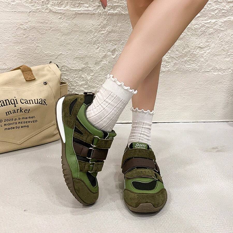 Women's Retro Color‑Block Hook And Loop Strap Sneakers, Casual Training Shoes For Daily Hangouts, Campus Looks And Weekend Strolls - Green - View 1