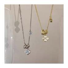 Light Luxury High-End Clover Flower Circle Necklace For Women, Unique Niche Exquisite Personalized Versatile Zirconia Collarbone Chain - Silver - View 4