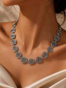 1pc Fashionable Personalized Versatile Geometric Spiral Vortex Patchwork Necklace For Women, Suitable For Daily Commute, Party And Gathering - Silver - View 2