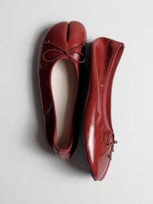 Plus Size Wide Fit Ruched Texture Pointed Toe Mini Bow Slip-On Ballet Shoes - Burgundy - View 1
