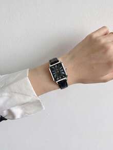 GoGoEy 1pc/Set Vintage Rectangular Roman Numeral Women's Quartz Watch, Black Bamboo Texture Leather Strap Wristwatch, Fashion Minimalist Commuter Niche Style Women's Watch For Daily Wear, Dating, Party, Birthday, Holiday Gift - Black - View 5